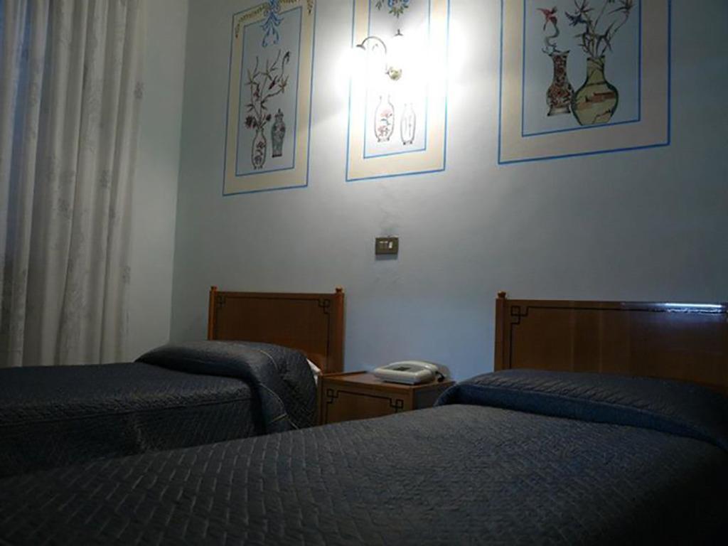 Pensione Lidia San Salvo Bagian luar foto