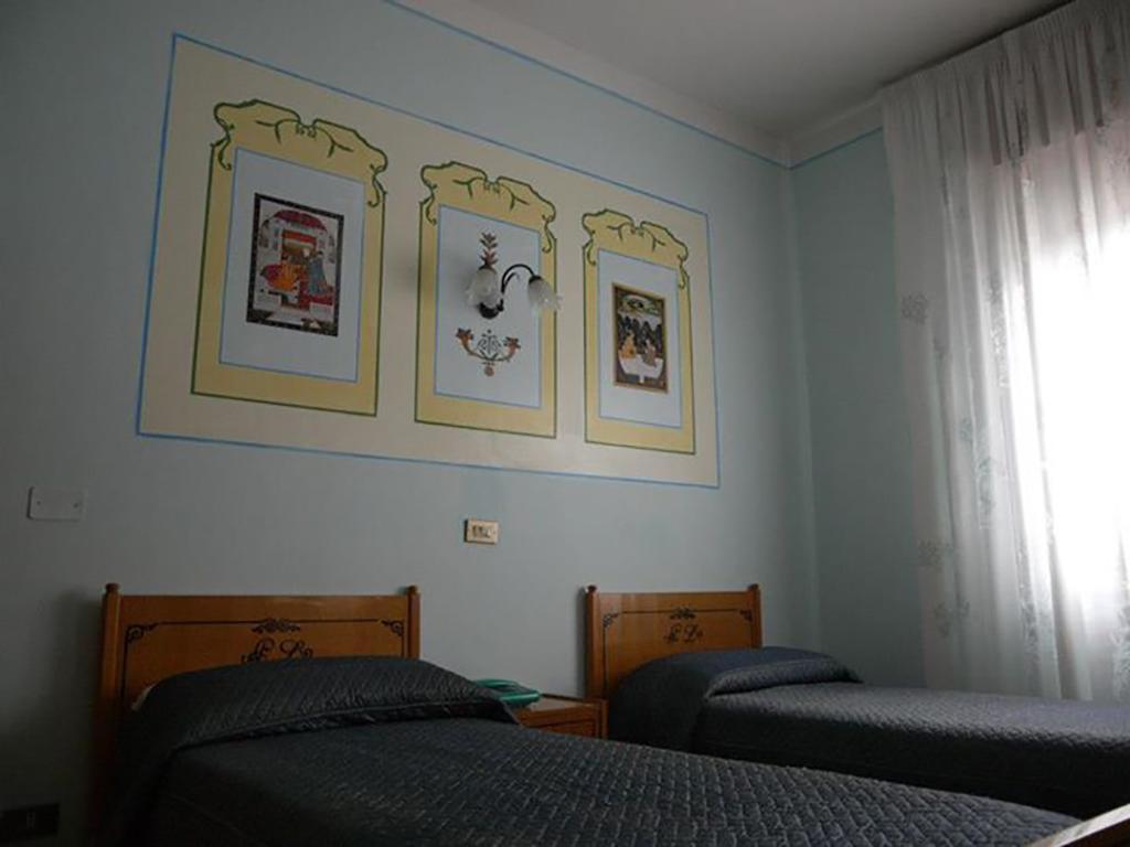 Pensione Lidia San Salvo Bagian luar foto